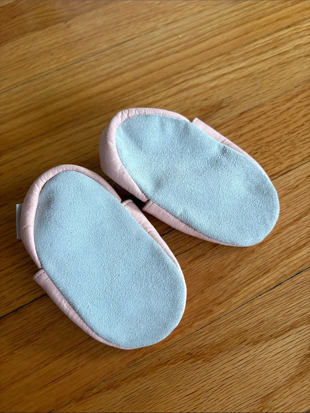 Elk Pink Baby Bow Moccasin Shoes